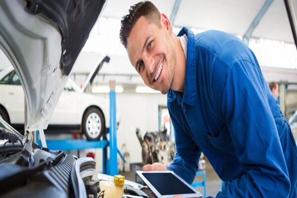Accelerate Your Career with an Automotive Course